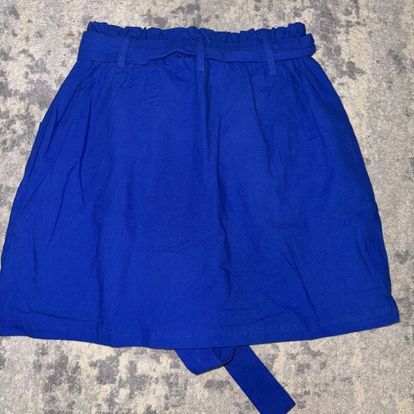 Skirt - Picture 3 of 5